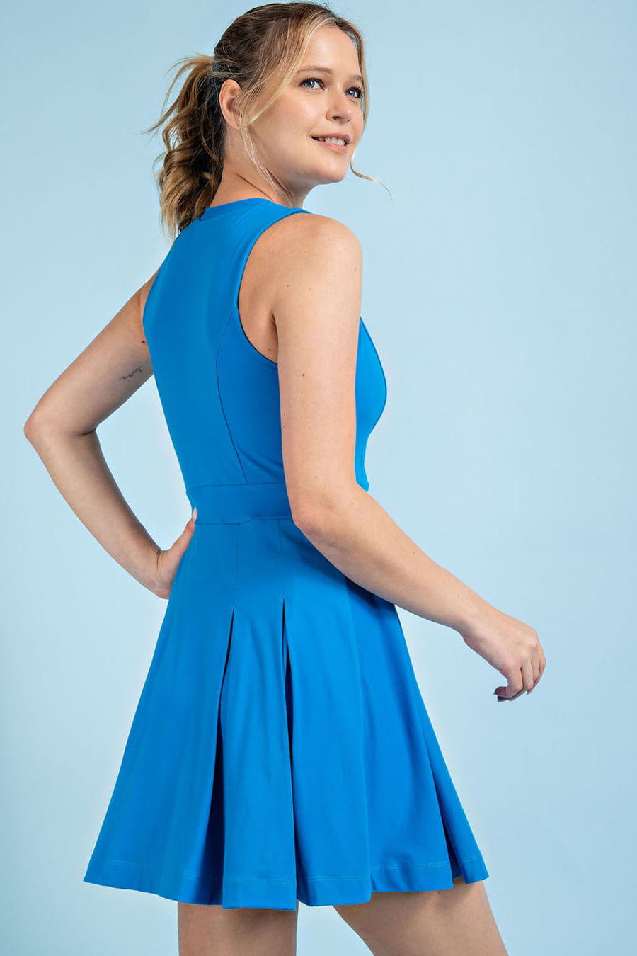 BLUE BUTTER V NECK GOLF DRESS